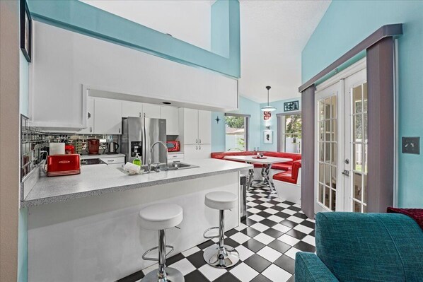 Private kitchen