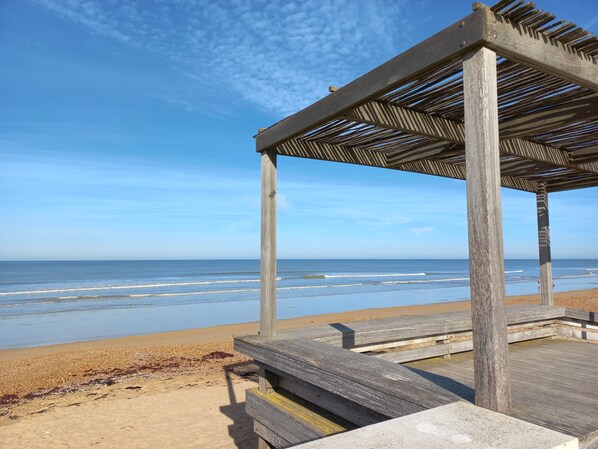 Strand