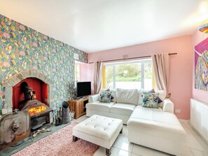 Sitting room | Clach Mhor, Lendalfoot