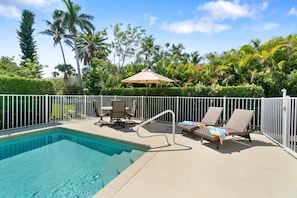 Sit back and relax - this is vacation island style.