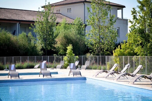 Holiday Home Swimming Pool