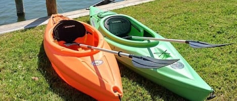 Kayaks 