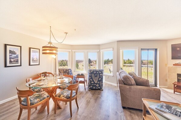 The large bay windows across the entire wall facing the ocean creates incredible views from inside.