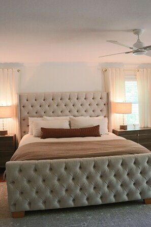 Master bedroom- King size bed 