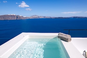 屋外スパ浴槽