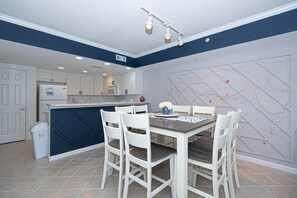 Casa del Mare 102-Dining Area