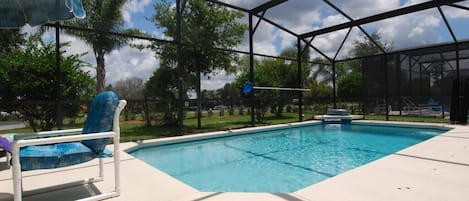 Quiet pool deck