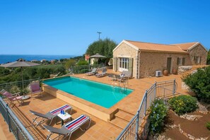 Villa Vigli Retreat image