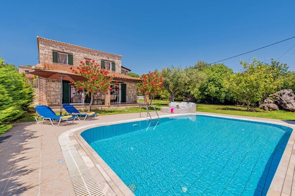 Villa Rizolia Epta image