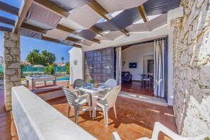 Villa Sunshine image