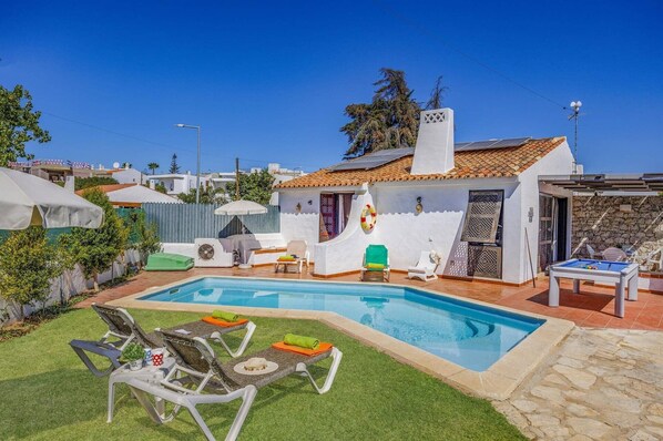 Villa Sunshine image