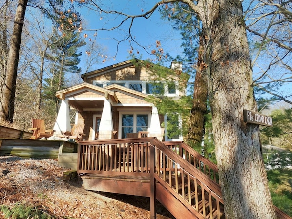 PJ's Cedar Cabin