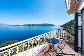 Villa Thalassa Desimi image
