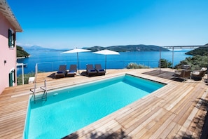 Villa Thalassa Desimi image