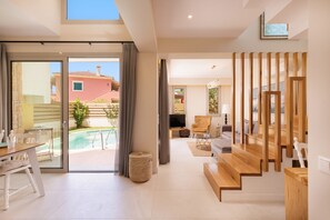Villa Daphne Gouvia image