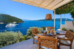 Villa Floisvos Desimi image