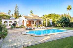 Villa Tesoro image
