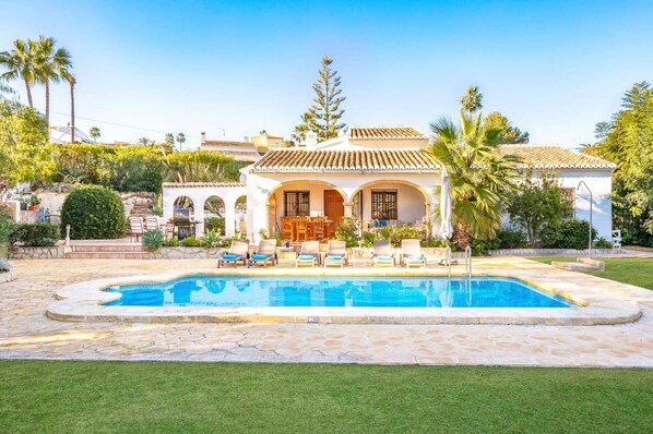 Villa Tesoro image