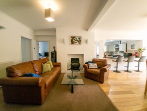 Sea Breeze Apt 3 - 2 Bedroom - Horton Beach (7539)