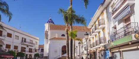 Exteriors near the accommodation. Ideal to get to know the province of Malaga.