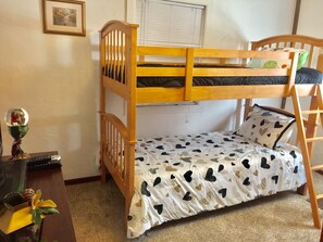 Kids room with 2 sets of bunkbeds.