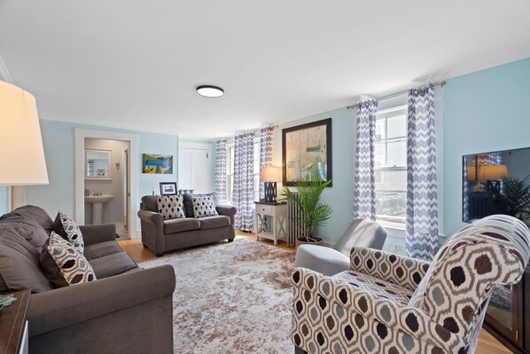 Large living space with light and airy feeling.