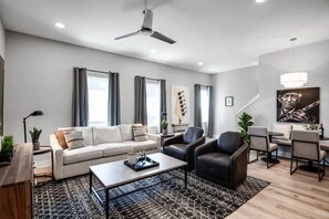 Spacious and sleek styling for your Nashville visit.