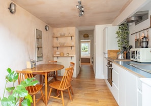 Kitchen (1)