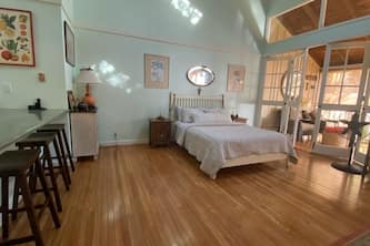 Beachfront Molokai Sanctuary Romantic Getaway Writers retreat Solo Rejuvenations