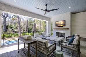 Main Floor Outdoor Living Area