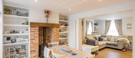 Fabulous Living and Dining Area