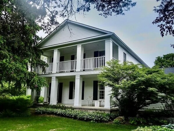 Greek revival  farmhouse 