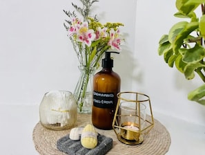 Badezimmerausstattung