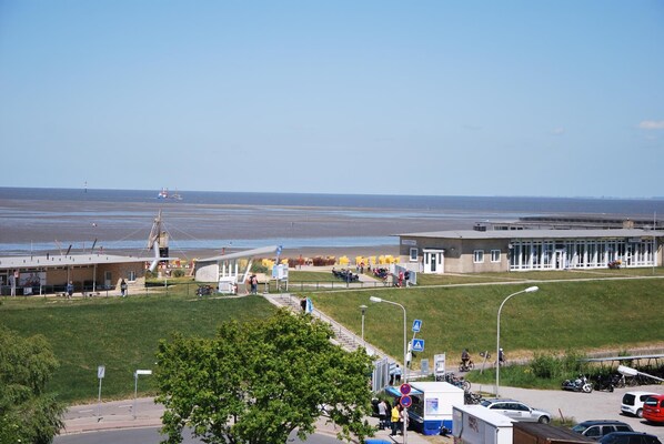 Haus Atlantic Whg. 212, Strandhausallee 29, Cuxhaven-Döse, Seesicht