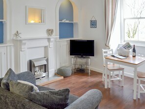 Living room/dining room | Coachmans, Praa Sands