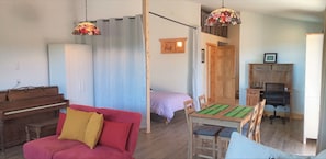 Living room & bedroom w/ Blackout curtains