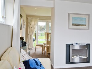 Living room | Roanne, Gorleston-on-Sea