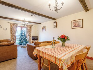 Living room/dining room | Rafters Barn - Thorpland Manor Barns, Runcton Holme