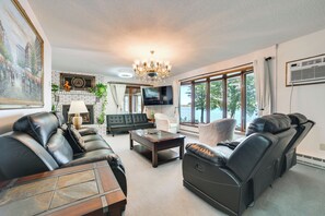 Living Room | Main Level | Free WiFi | Window A/C Unit | Smart TV