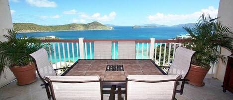 Amazing Caribbean views off the spacious patio. 