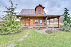 Cabin Exterior | Dog Friendly w/ Fee | 2 Stories