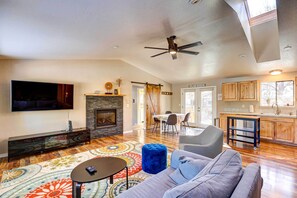 Living Room | Smart TV | Open Floor Plan