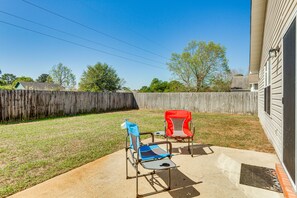 Fenced Backyard | Patio | Seating