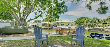 Okeechobee Vacation Rental | 3BR | 2BA | 1 Step Required for Access