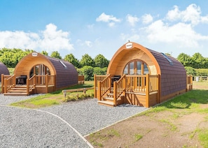 High Farm Deluxe Pod (Pet) - High Farm Holiday Park, Beverley