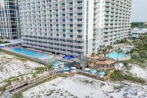 Pelican Beach Resort in Destin