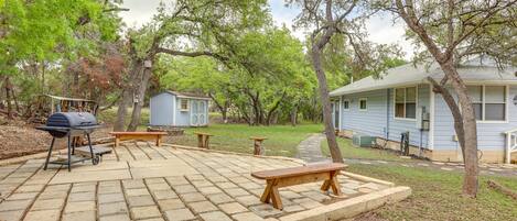 Canyon Lake Vacation Rental | 2BR | 2BA | 1,100 Sq Ft | 4 Steps to Access