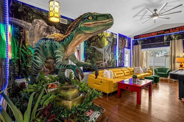 Clean, Comfortable, Close to the Magic FloridaDisneyVillas.com 1sr Animatronic Dinosaur Villa