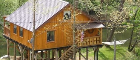 Riverfront cabin inside the Gorge with direct Red River access.