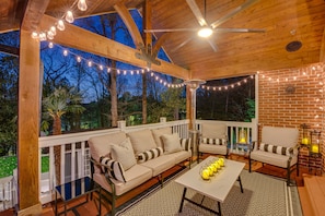 Private Deck | Dining Area